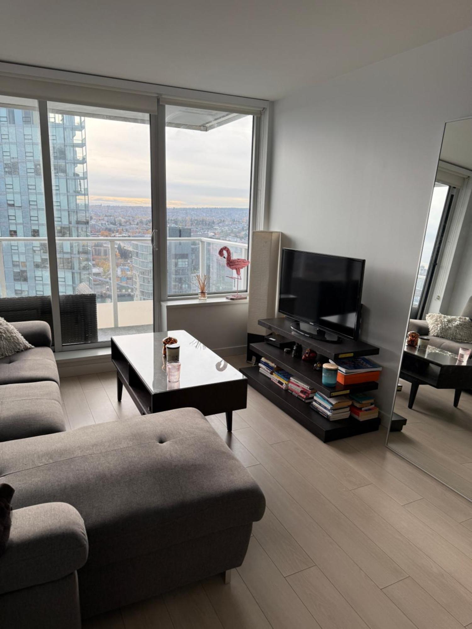 Beautiful 1 Bedroom Condo In Yaletown 밴쿠버 외부 사진