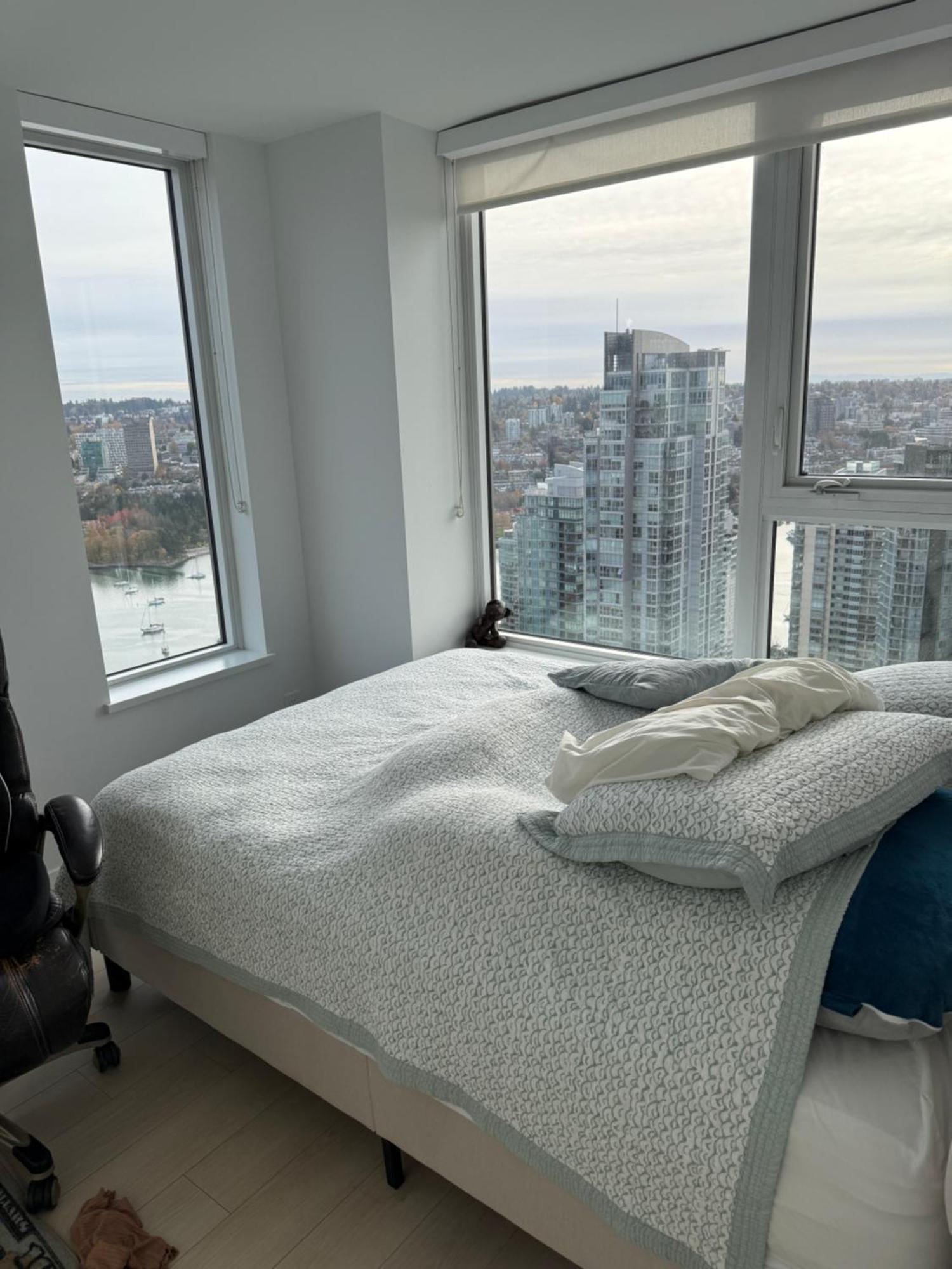 Beautiful 1 Bedroom Condo In Yaletown 밴쿠버 외부 사진